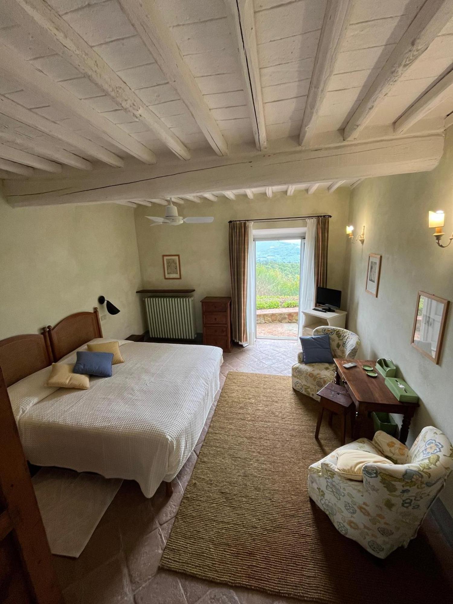 La Locanda Volpaia Radda in Chianti Exterior photo