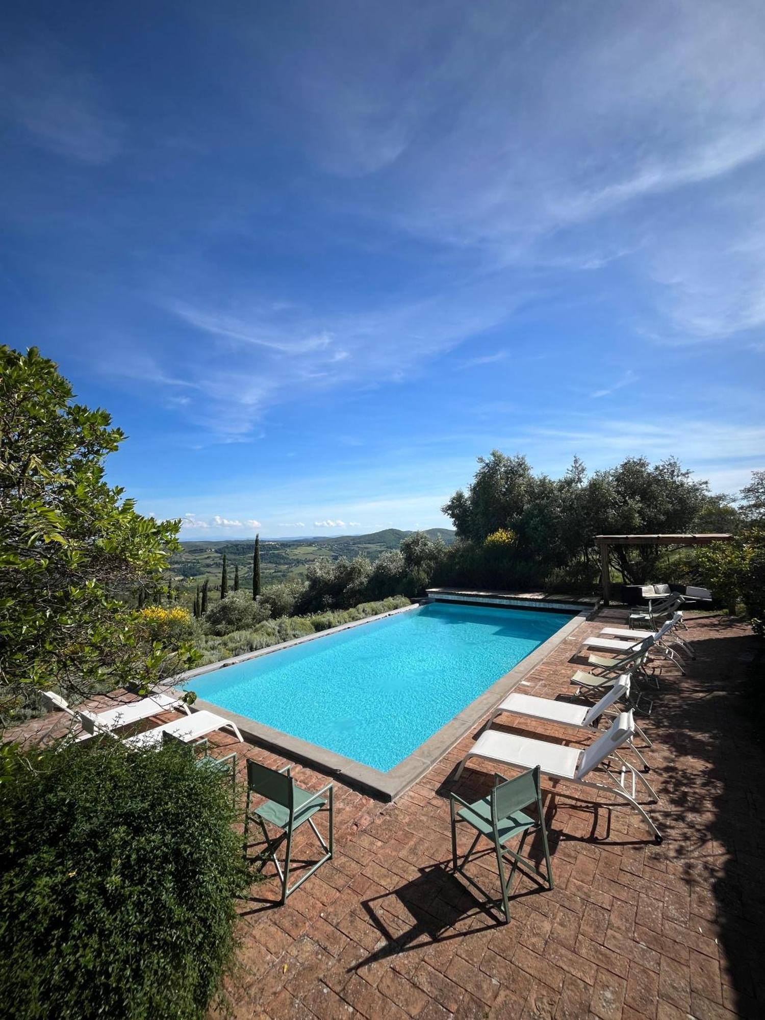 La Locanda Volpaia Radda in Chianti Exterior photo