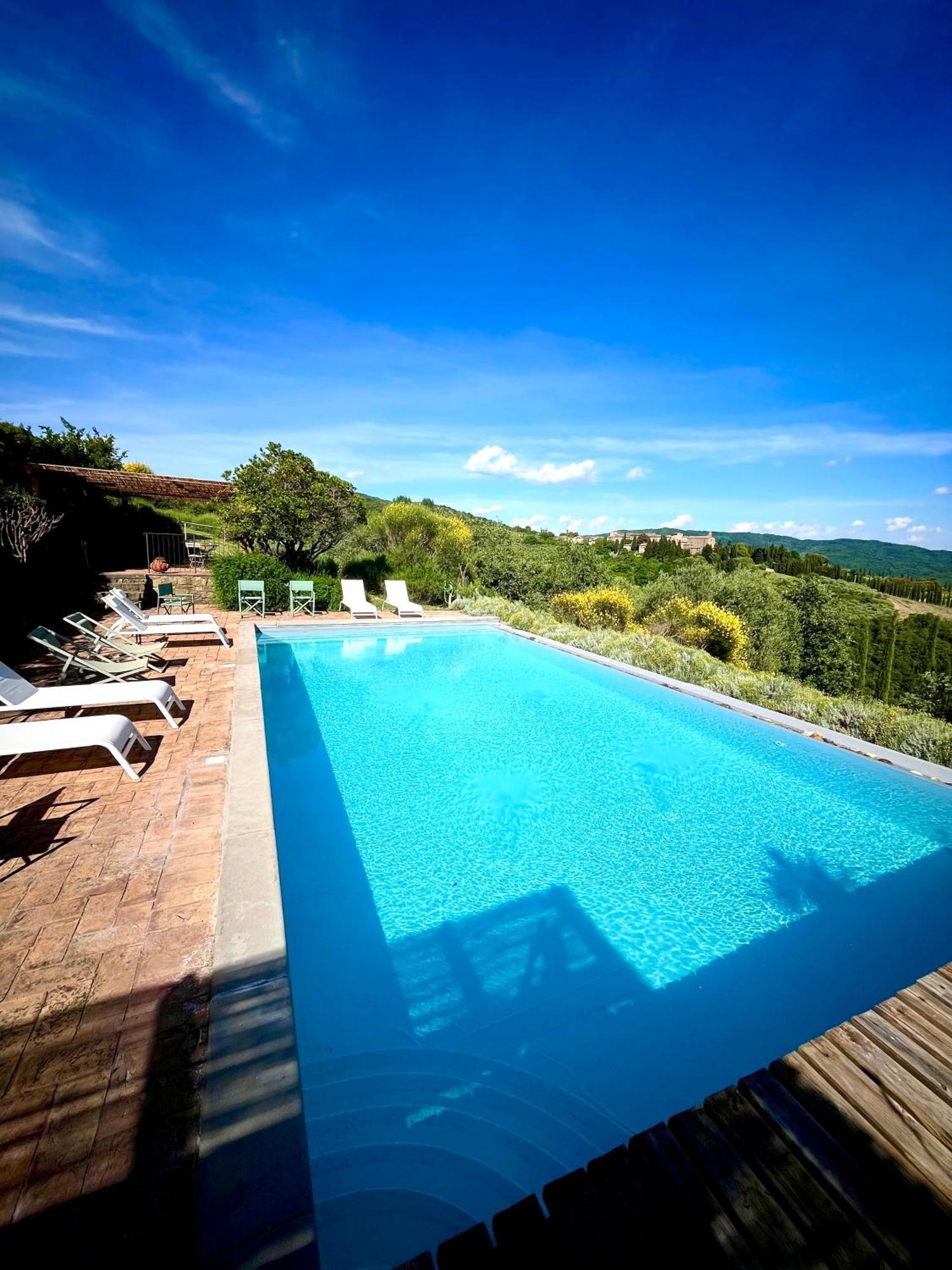 La Locanda Volpaia Radda in Chianti Exterior photo